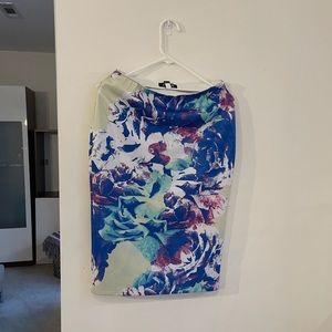 Multi-Colored pencil skirt.